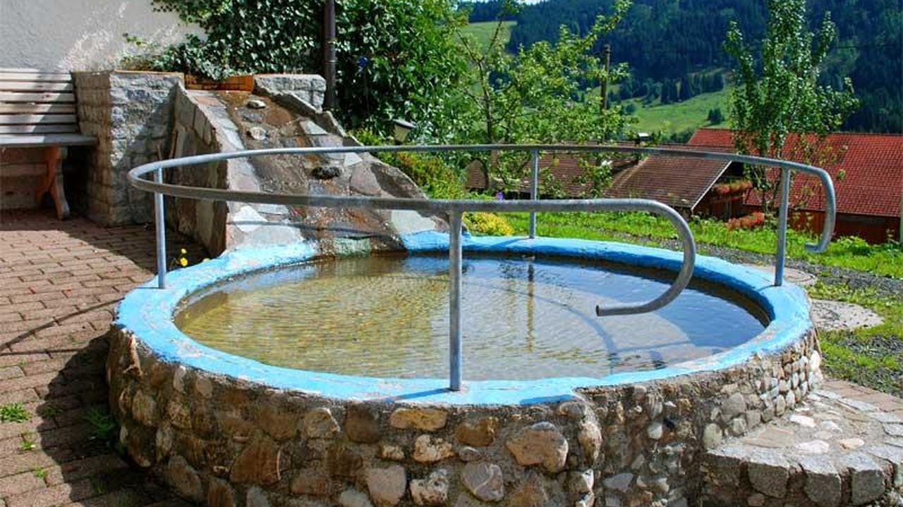 Wassertretbecken Wassertretbecken